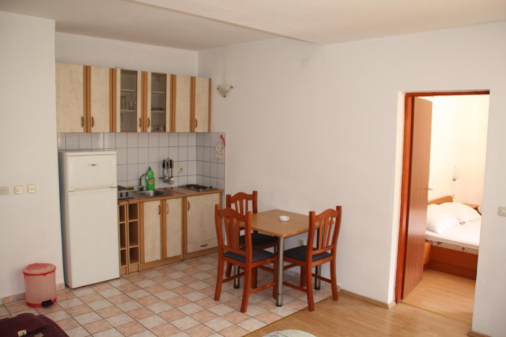 Guest House Katic Trpanj Eksteriør bilde