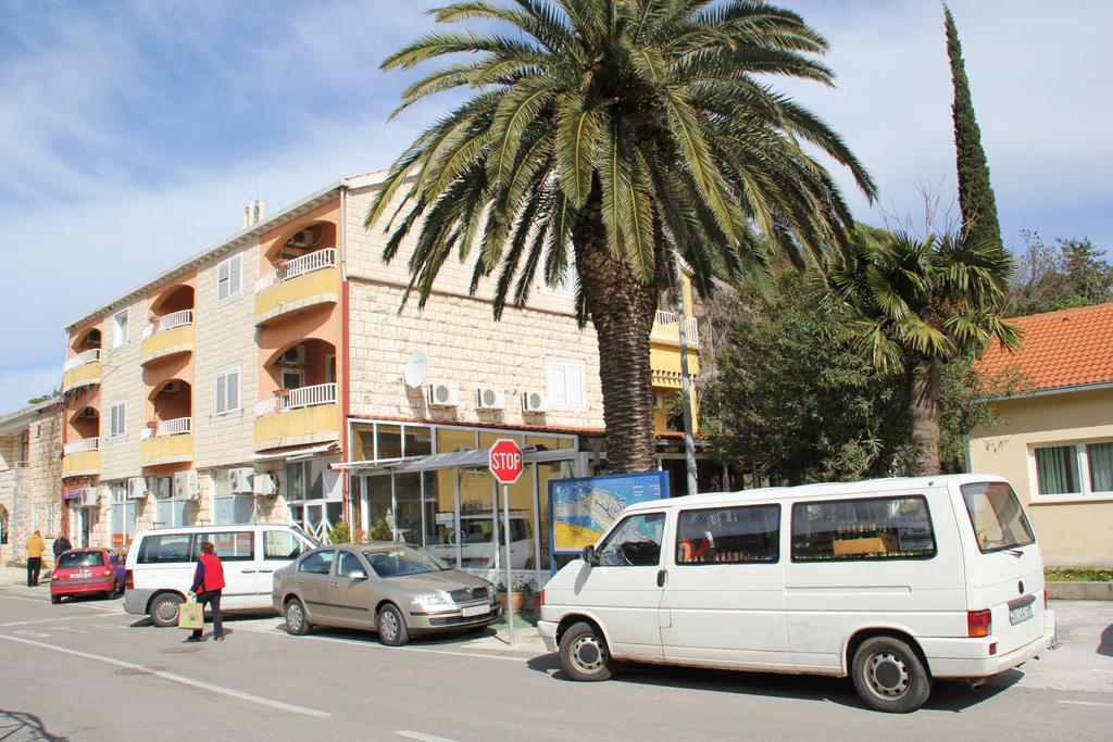 Guest House Katic Trpanj Eksteriør bilde