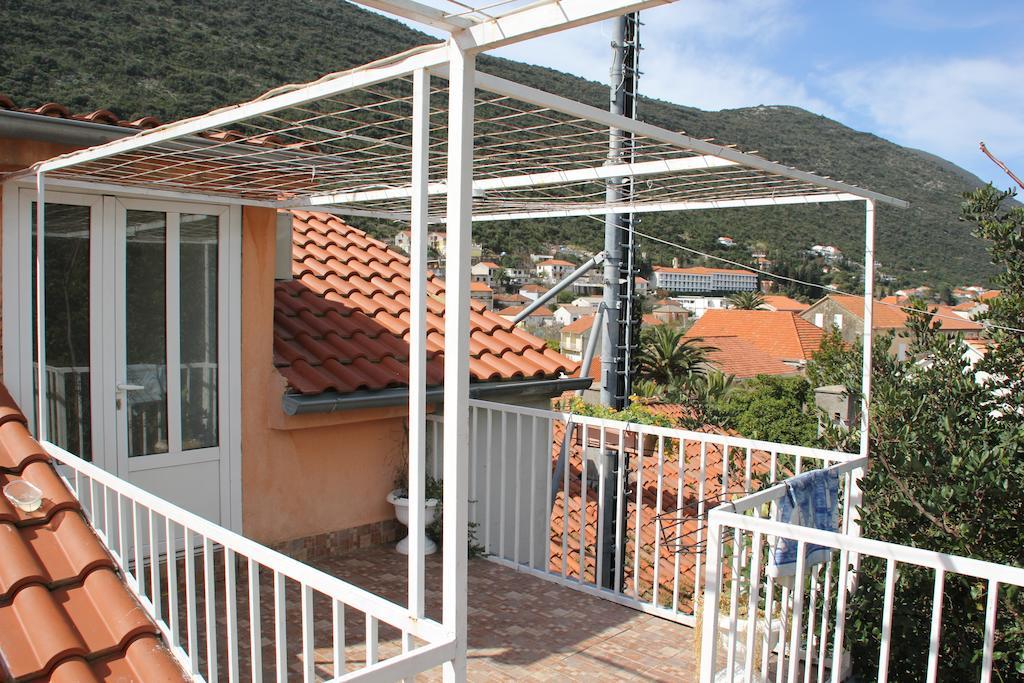 Guest House Katic Trpanj Eksteriør bilde